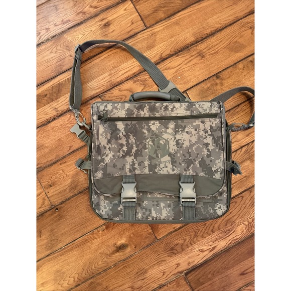 Deluxe Digital Gray Camouflage Portfolio Laptop Bag Case, Tablet‎ Messenger Bag - Picture 1 of 8